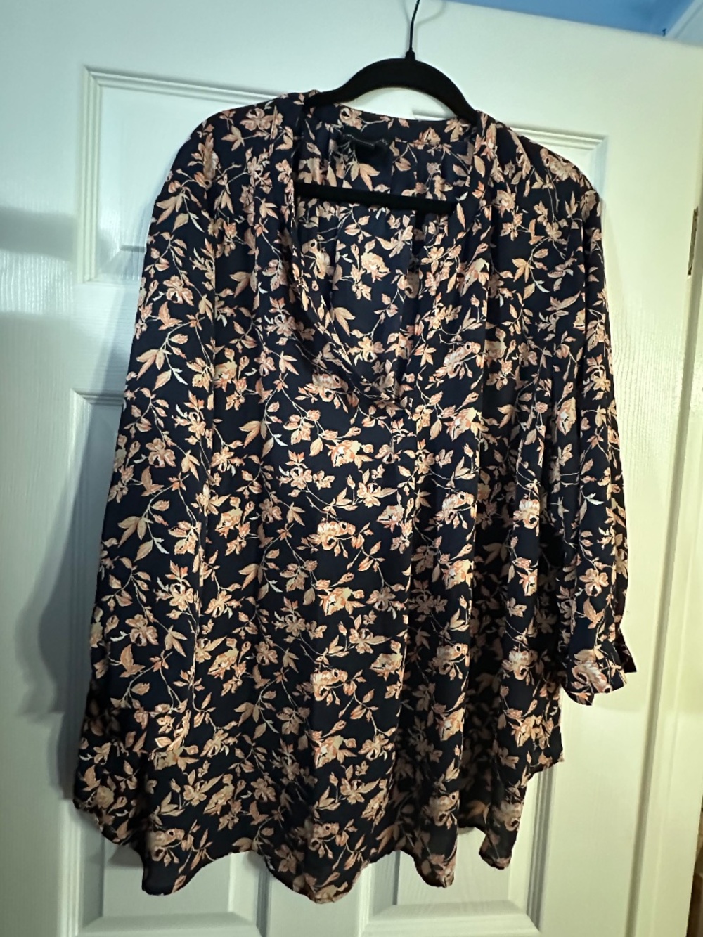 Cynthia Rowley Plus Size Floral Blouse 3X Navy Peach Flowy Top Women Dressy